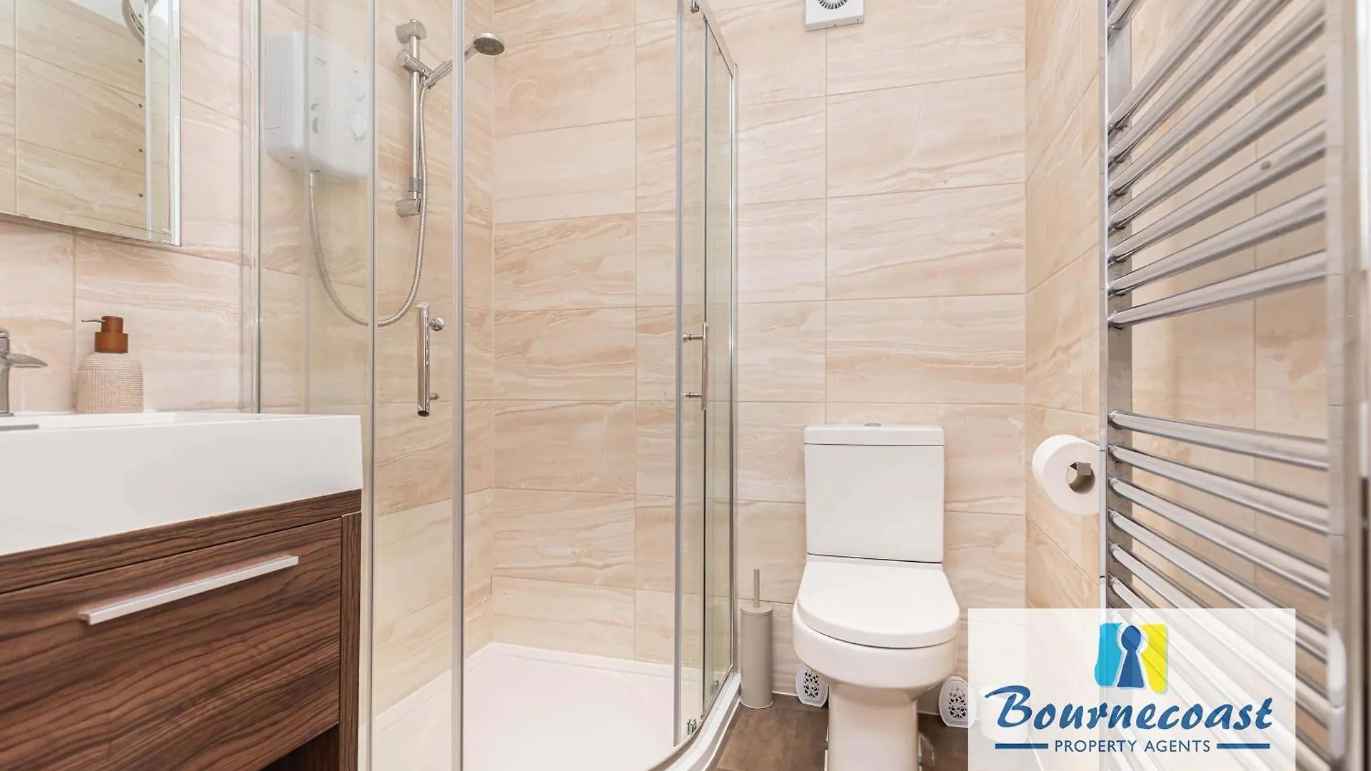 Bournecoast - Modern Apartment Near Sandy Beaches And River - Sky Tv - Fm6102 Bournemouth 0*,  United Kingdom